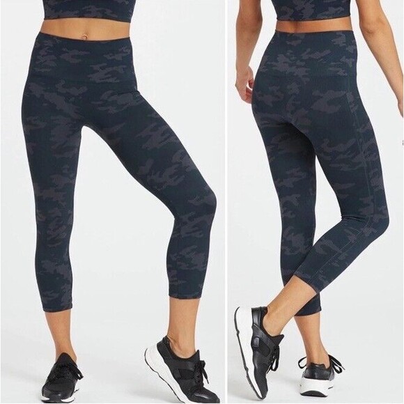 Spanx Size S Look At Me Now Camo Printed Seamless Crop Cropped Leggings - Picture 13 of 13